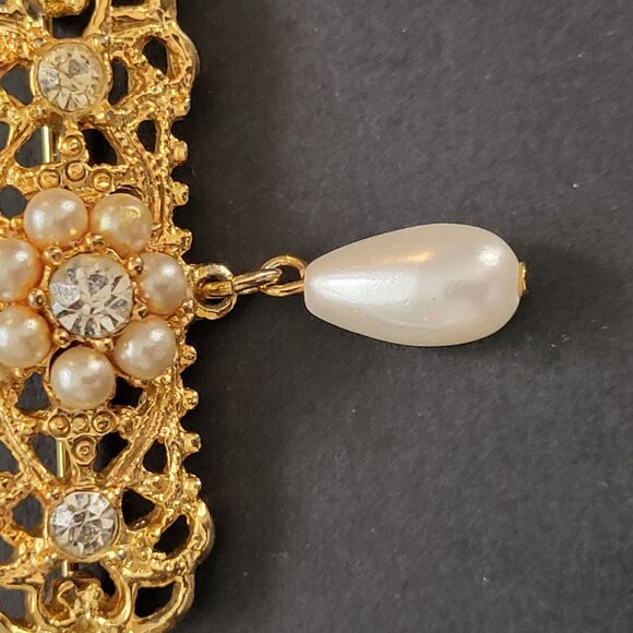 Vintage Gold-Tone Filigree Brooch With Faux Pearls & Rhinestones Drop Pendant - Picture 3 of 5